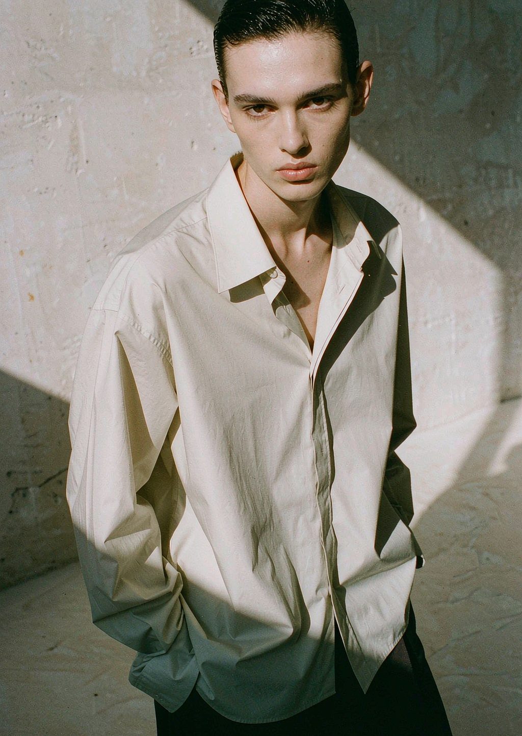 Oversized poplin shirt in chalk white
